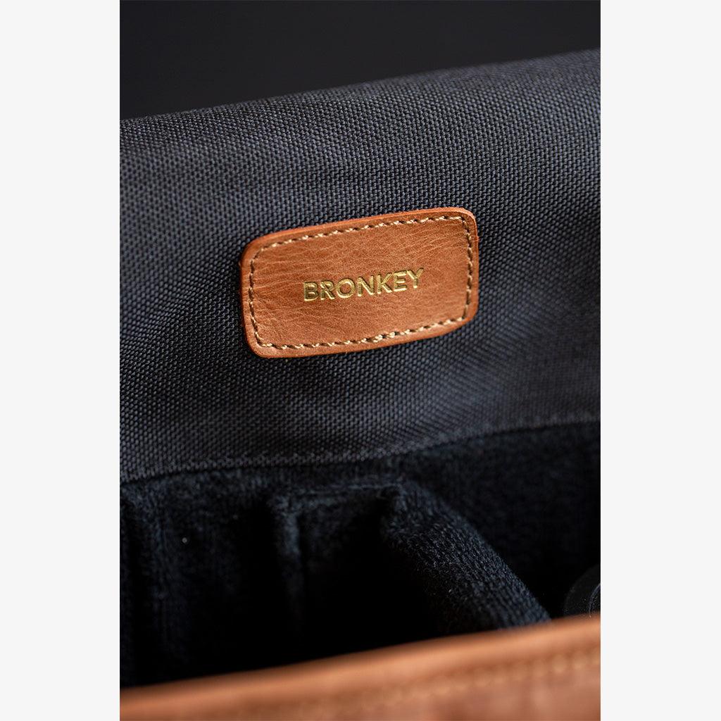 París tanned Leather Camera Bag - Handmade Bronkey Premium Goods ®