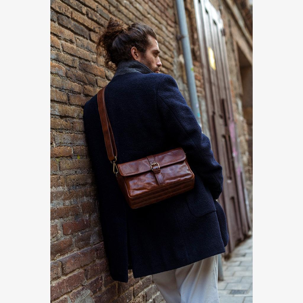 París Cognac Leather Camera Bag - Handmade Bronkey Premium Goods ®