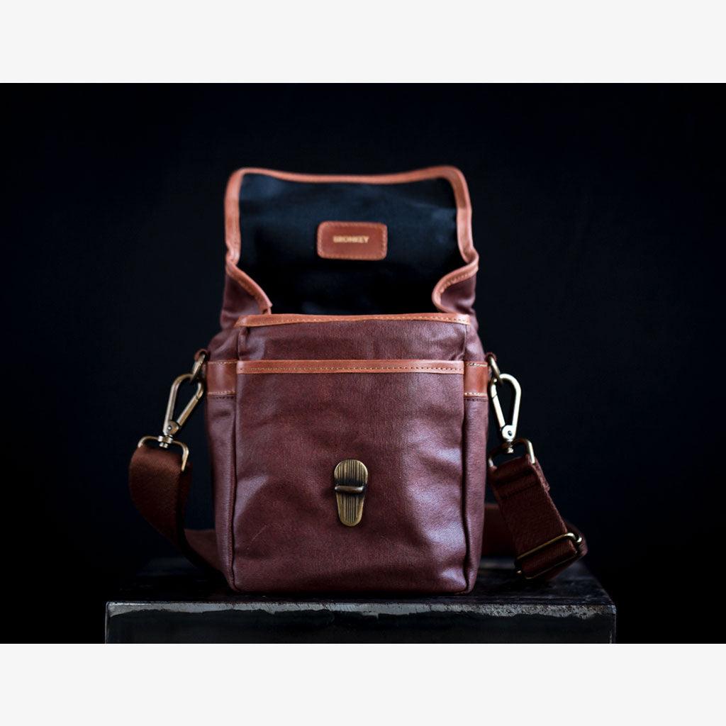 Berlin Coffee Waxed Canvas Camera Bag - Handmade Bronkey Premium Goods ®