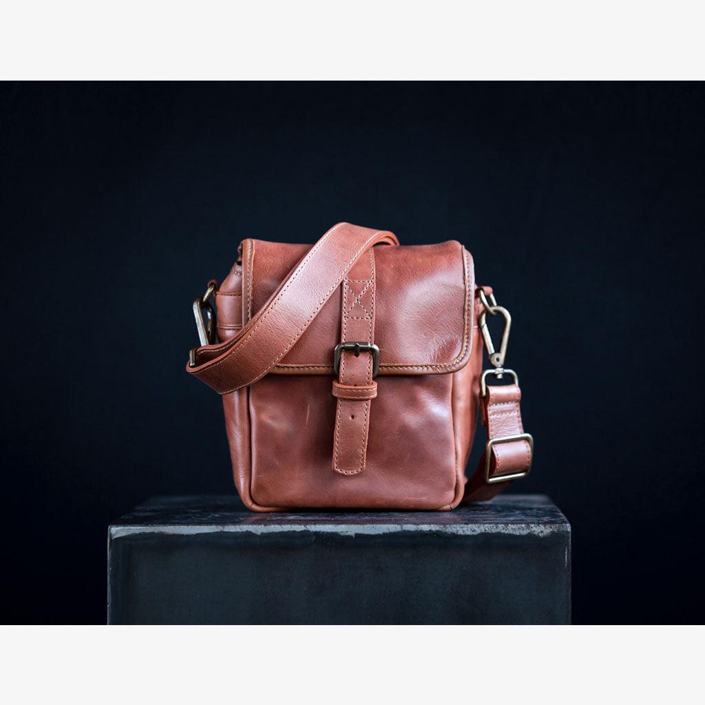 Berlin Tanned Leather Camera Bag - Handmade Bronkey Premium Goods ®