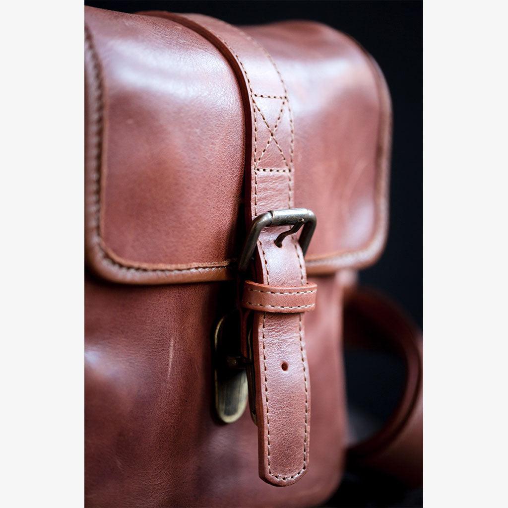 Berlin Tanned Leather Camera Bag - Handmade Bronkey Premium Goods ®