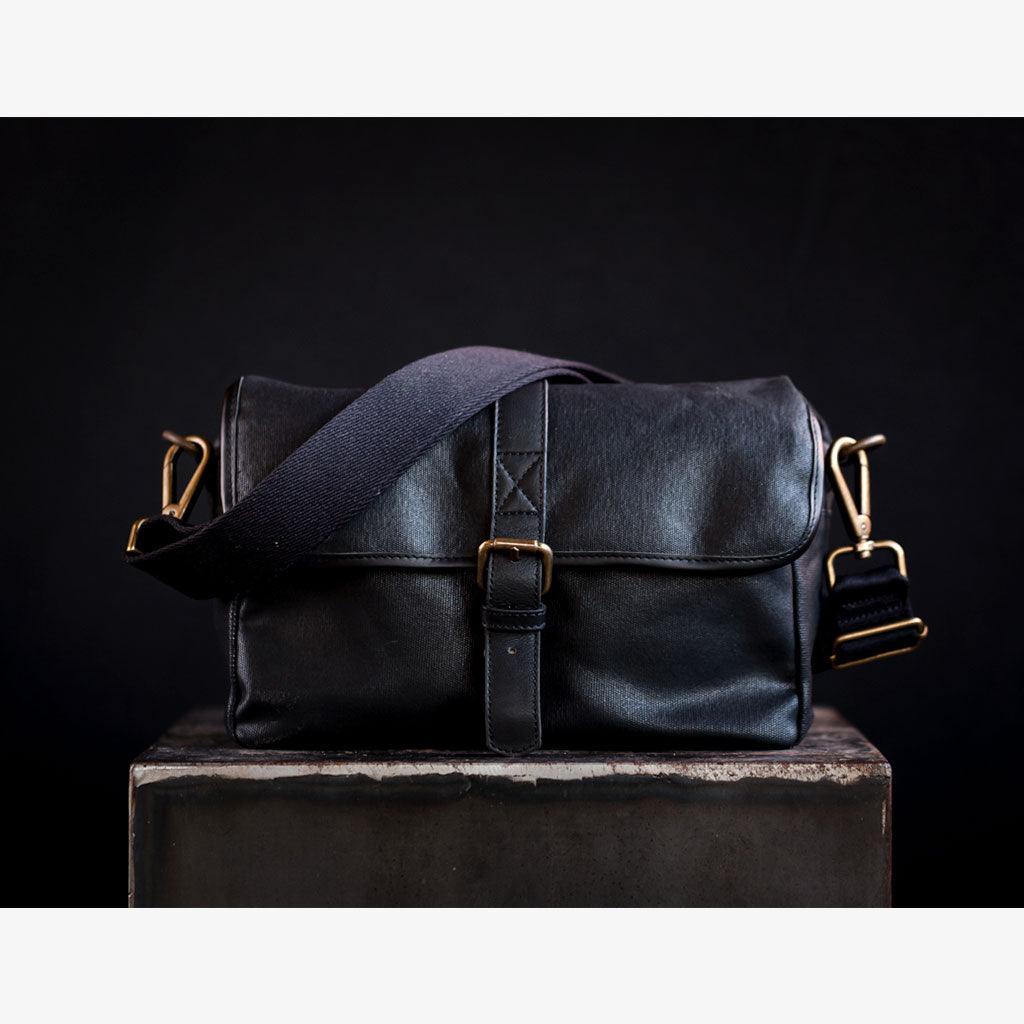 Limited Edition - París Black Waxed Canvas Camera Bag - Handmade Bronkey Premium Goods ®