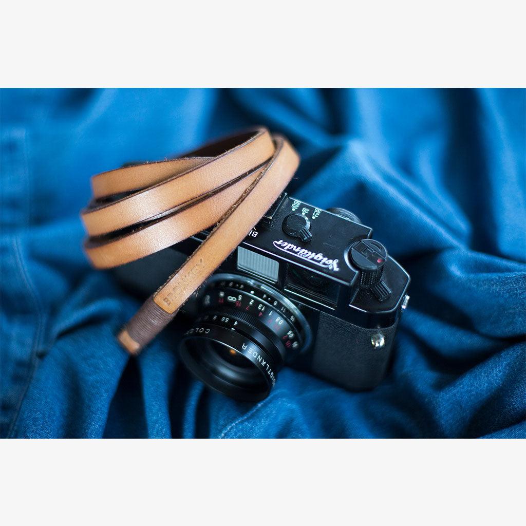 Tokyo #106 - Tanned &amp; brown leather camera strap - Handmade Bronkey Premium Goods ®